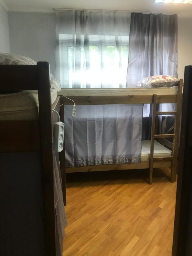 Ararat-Shulyavskaya Hostel Kiev Exteriör bild