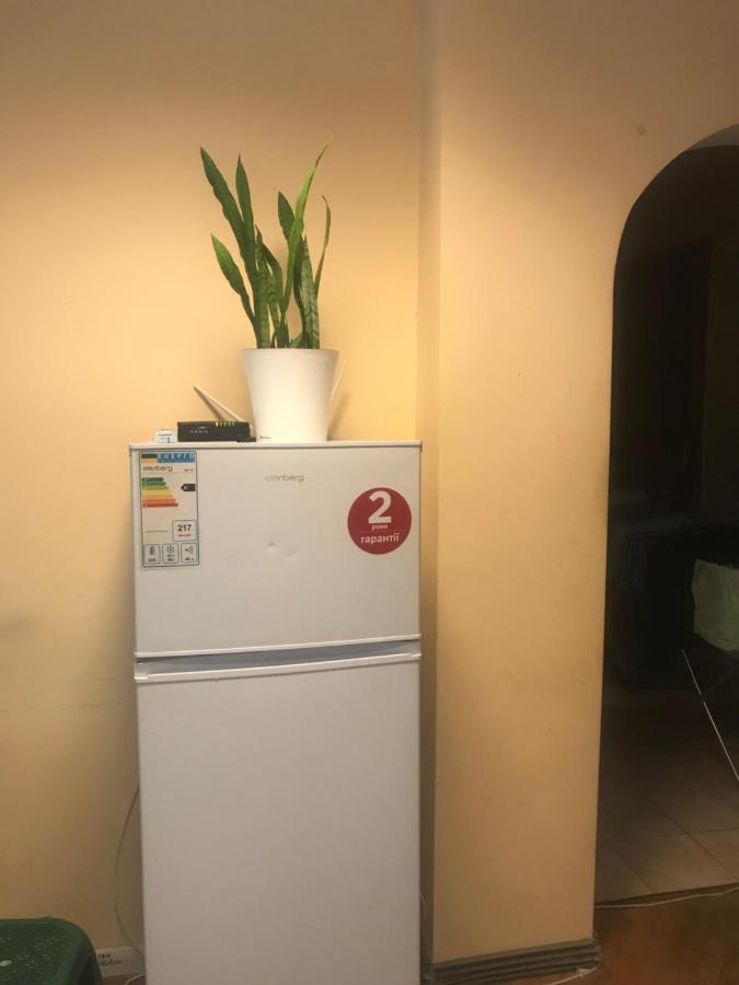 Ararat-Shulyavskaya Hostel Kiev Exteriör bild